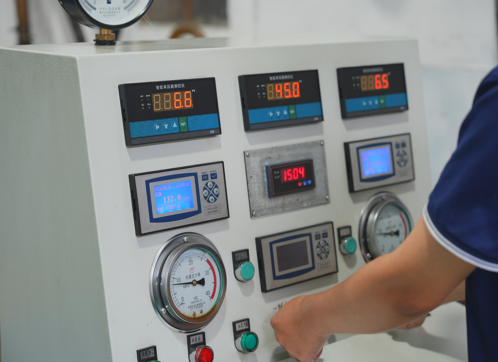 যথার্থ পরীক্ষার সরঞ্জাম